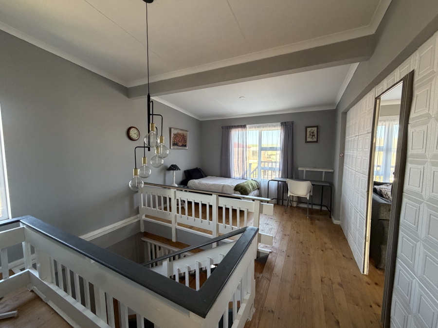 4 Bedroom Property for Sale in Kleinkrantz Western Cape